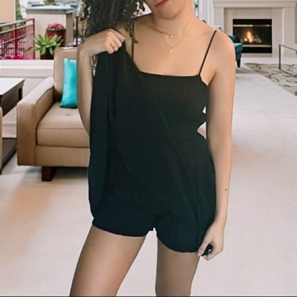 Mini Black jumpsuit/Dress - Picture 6 of 10